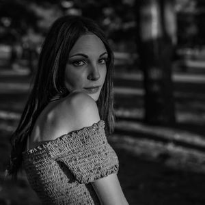 Meet your Posher, Zaira